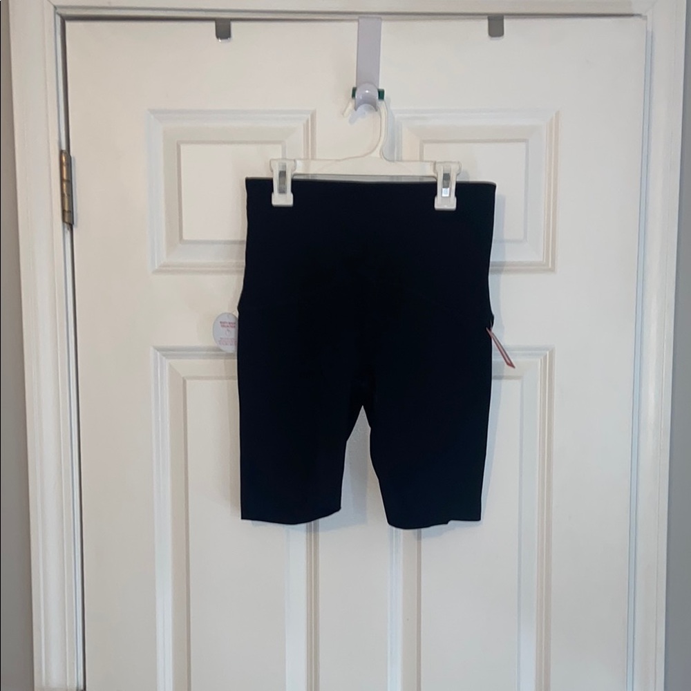 SPANX Booty Boost Shorts in Black